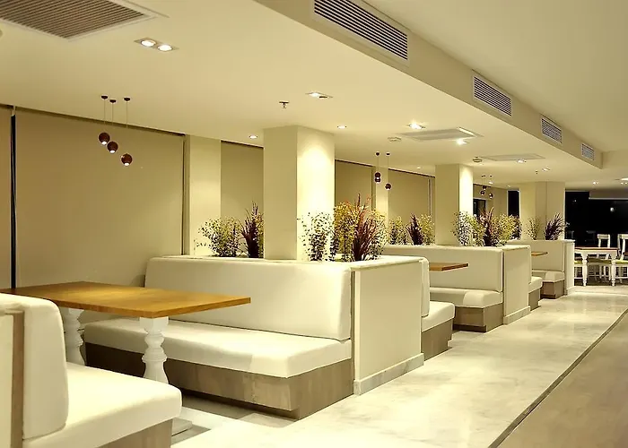 Sharming - Couples And Families Only 4*