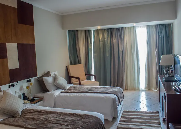 Üdülőközpont Sharming - Couples And Families Only 4*