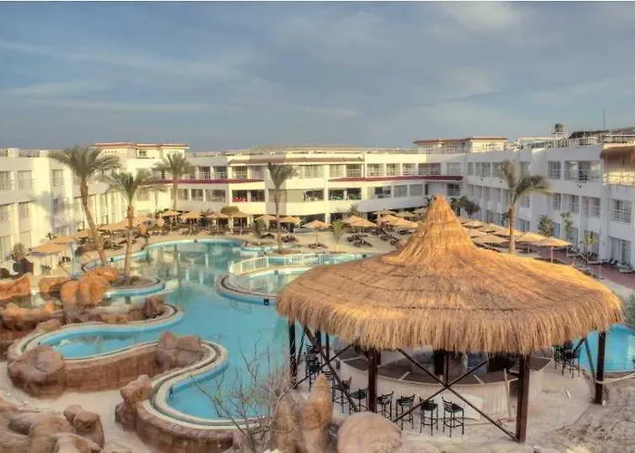 Üdülőközpont Sharming - Couples And Families Only 4*
