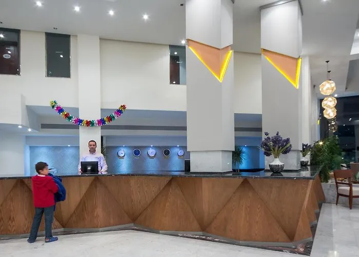 Üdülőközpont Sharming - Couples And Families Only 4*