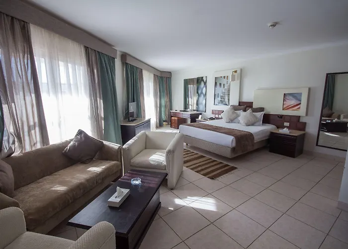 Sharming - Couples And Families Only 4*
